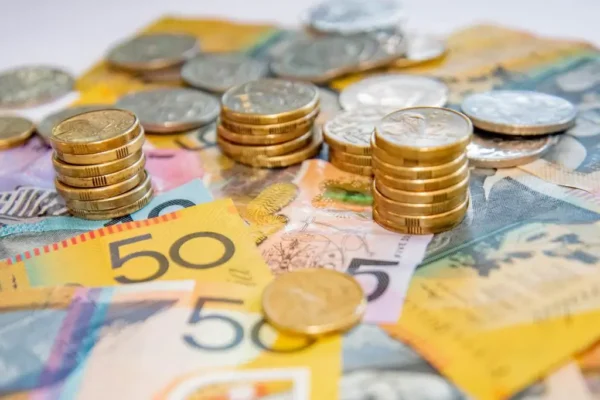 $1,000 Instant Tax Deduction Coming to Australia helps millions. This will help to improve cost of living and also simplifies the tax system for Australians