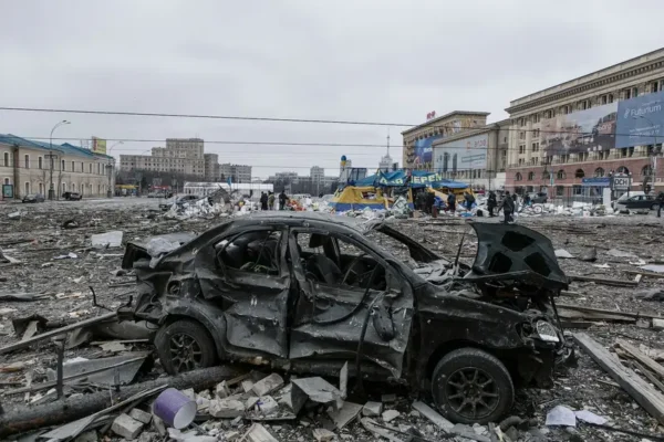 Ukraine launched over 400 drones toward Moscow as Russia intensified missile attacks on Kyiv and Odesa, escalating the war and targeting key infrastructure.