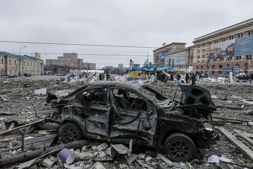 Ukraine launched over 400 drones toward Moscow as Russia intensified missile attacks on Kyiv and Odesa, escalating the war and targeting key infrastructure.